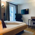 Stadthotel Kachelofen Hotel Krumbach (Gunzburg)