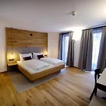 Stadthotel Kachelofen 3* Krumbach (Gunzburg)