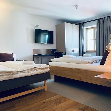 Stadthotel Kachelofen 3* Krumbach (Gunzburg)