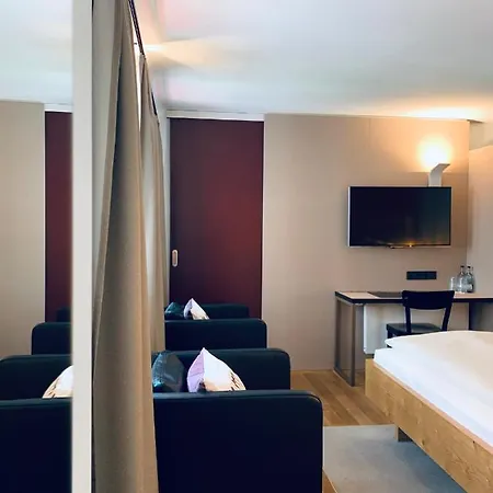 Stadthotel Kachelofen Hotel Krumbach (Gunzburg)