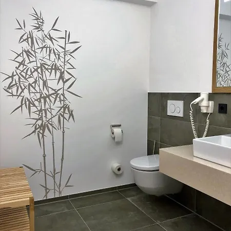 Stadthotel Kachelofen Ξενοδοχείο 3*