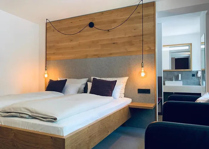Stadthotel Kachelofen 3*