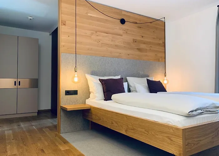 Stadthotel Kachelofen ホテル 3*