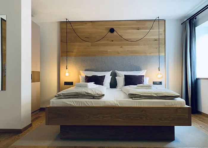 Stadthotel Kachelofen ホテル 3*