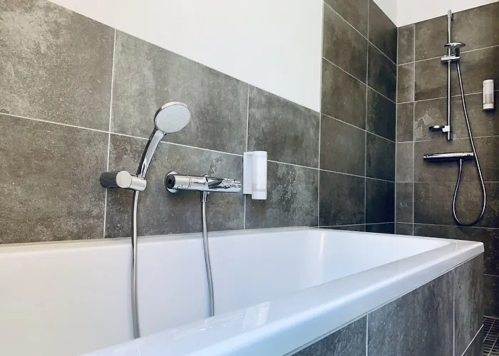 ホテル Stadthotel Kachelofen