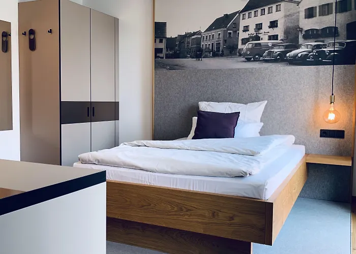ホテル Stadthotel Kachelofen
