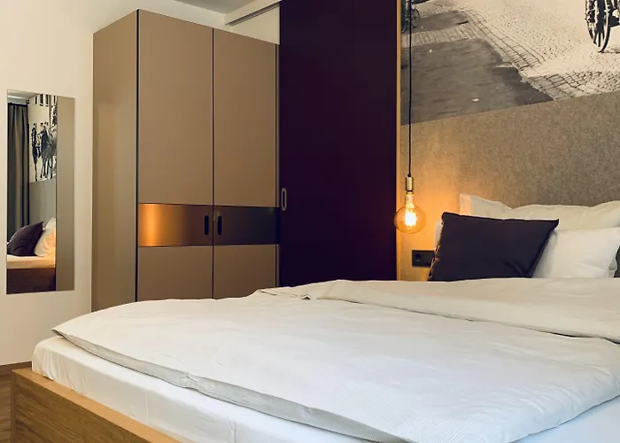 Stadthotel Kachelofen クルムバハ