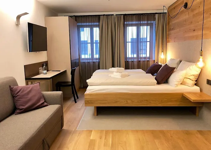 Stadthotel Kachelofen 3*